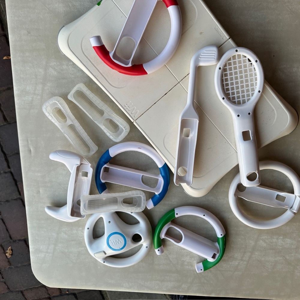 Nintendo Wii Controller Accessory Set - Red, Blue, Green, White